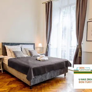 Angel House Aparthotel Cracovia